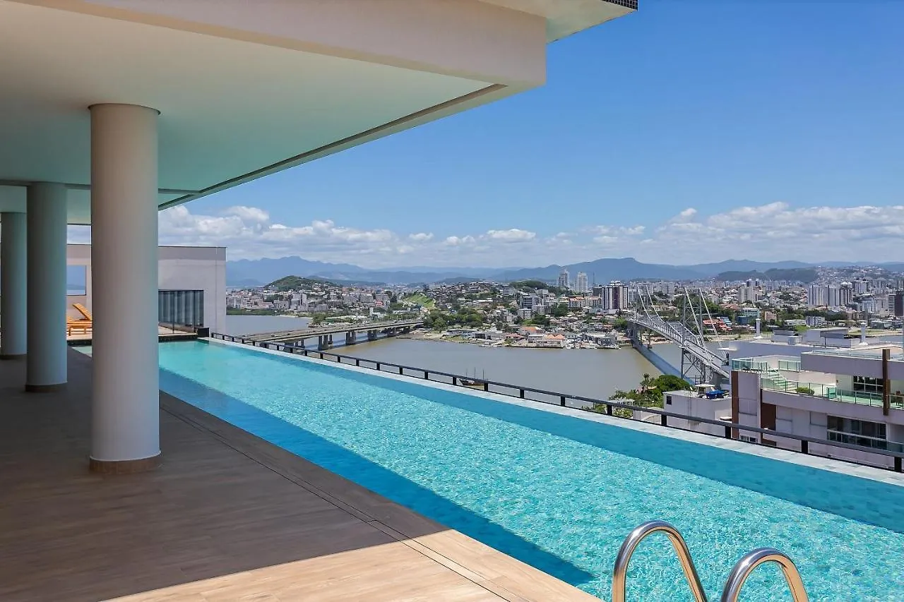 Piscina No Rooftop Com Vista Mar | Foodhall | Wi-Fi 200Mb #Toptower Florianópolis