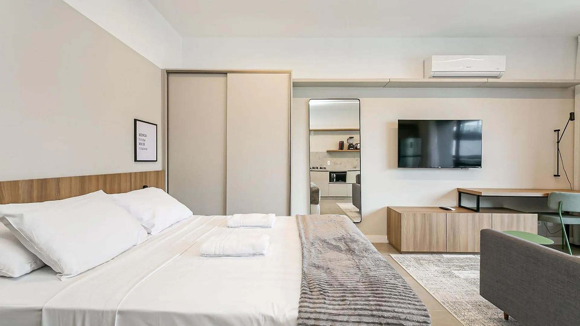 Piscina No Rooftop Com Vista Mar | Foodhall | Wi-Fi 200Mb #Toptower Florianópolis