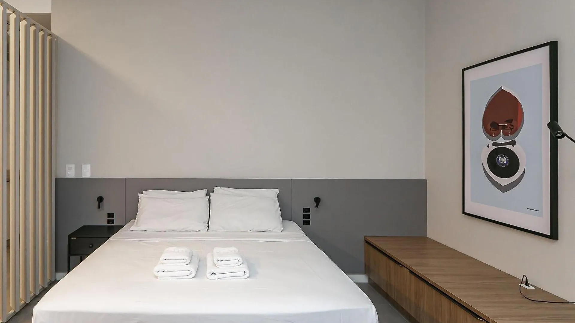 Piscina No Rooftop Com Vista Mar | Foodhall | Wi-Fi 200Mb #Toptower Florianópolis Brasil
