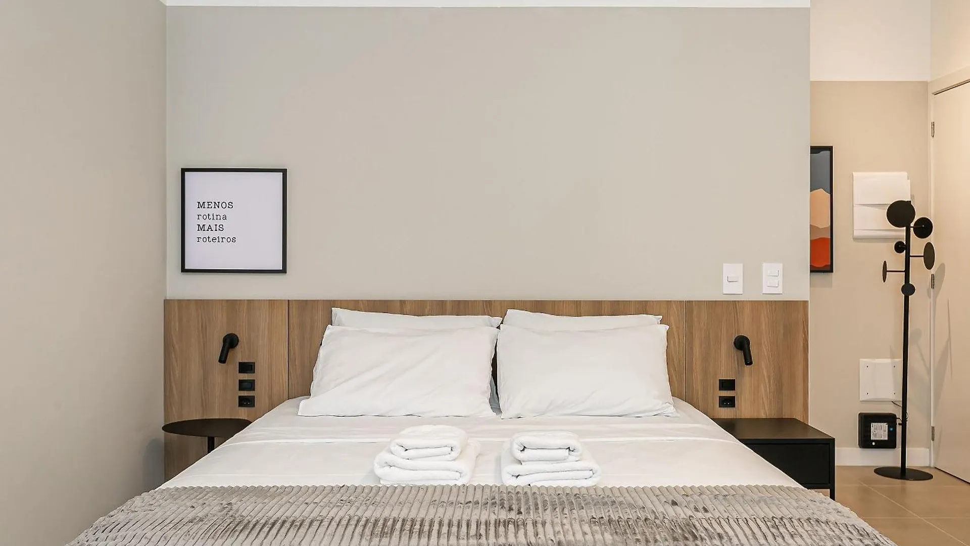Apartamento Piscina No Rooftop Com Vista Mar | Foodhall | Wi-Fi 200Mb #Toptower Florianópolis